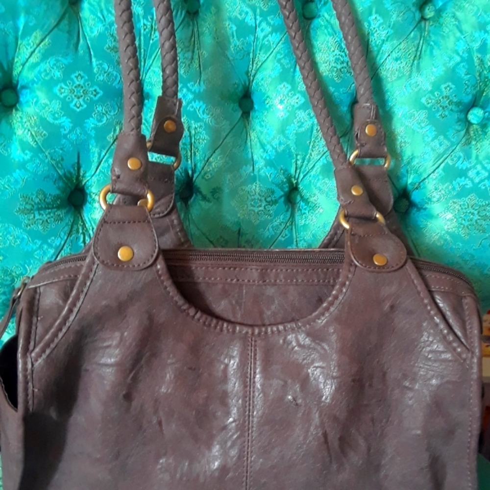 Bueno Dark Brown Zip-Top Satchel